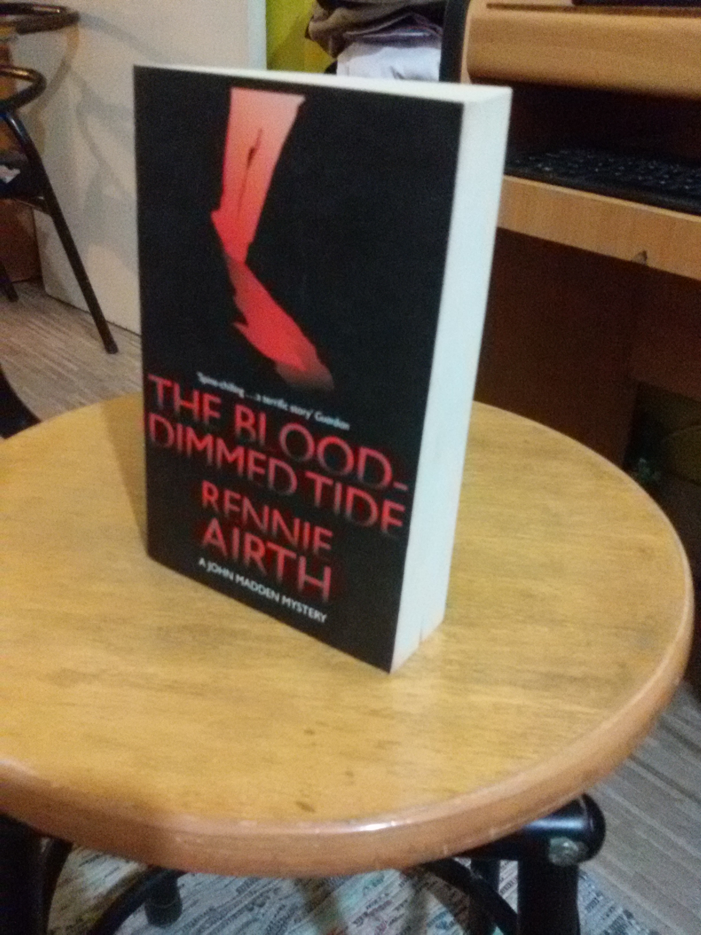 The Blood-Dimmed Tide (John Madden #2)

