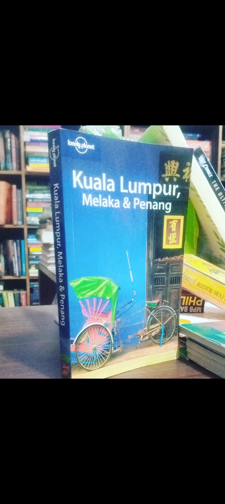 kuala lumpur, melaka & penang lonely planet travel guide original paperback