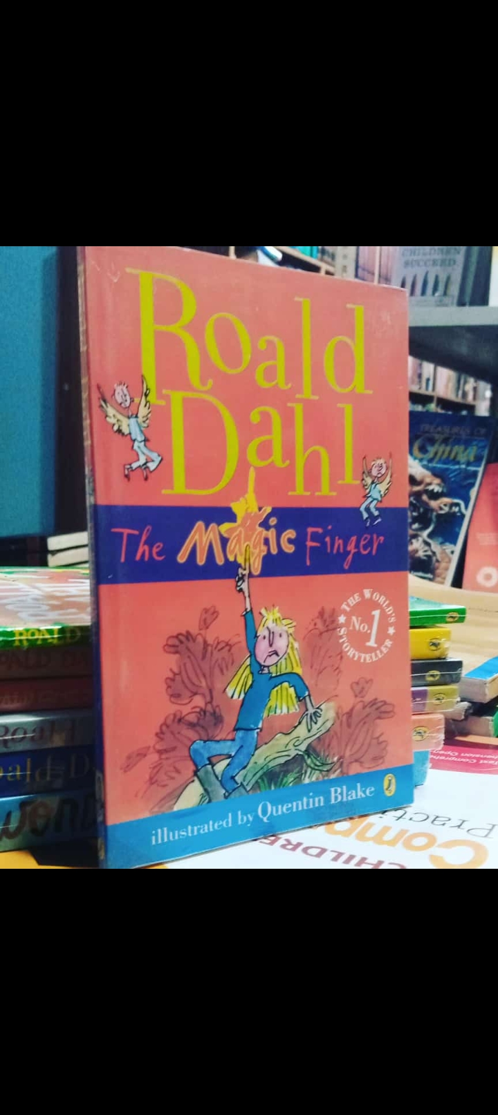 the magic finger by roald dahl. new paperback