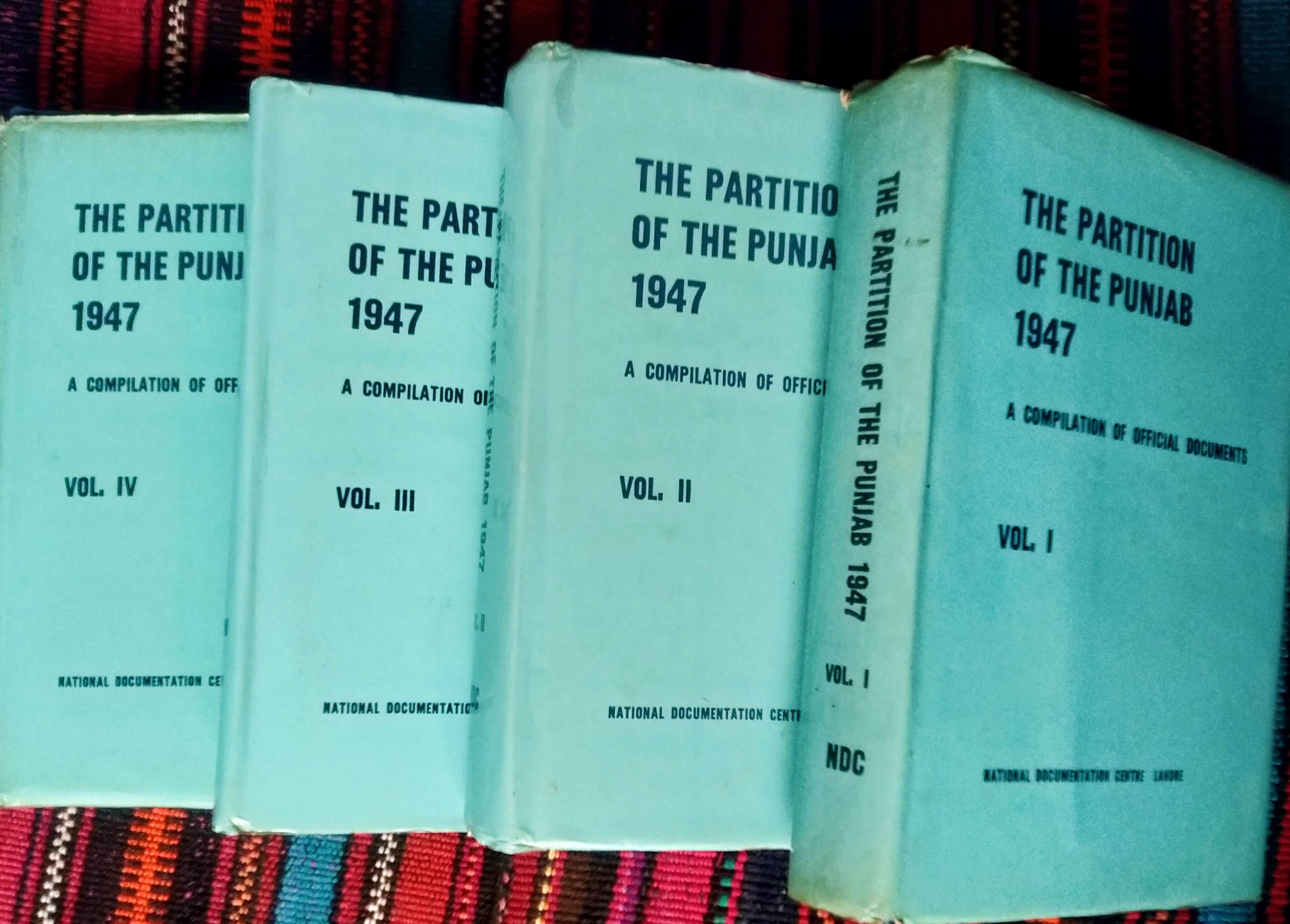 the partition of the punjab 1947:a compilation of official documents