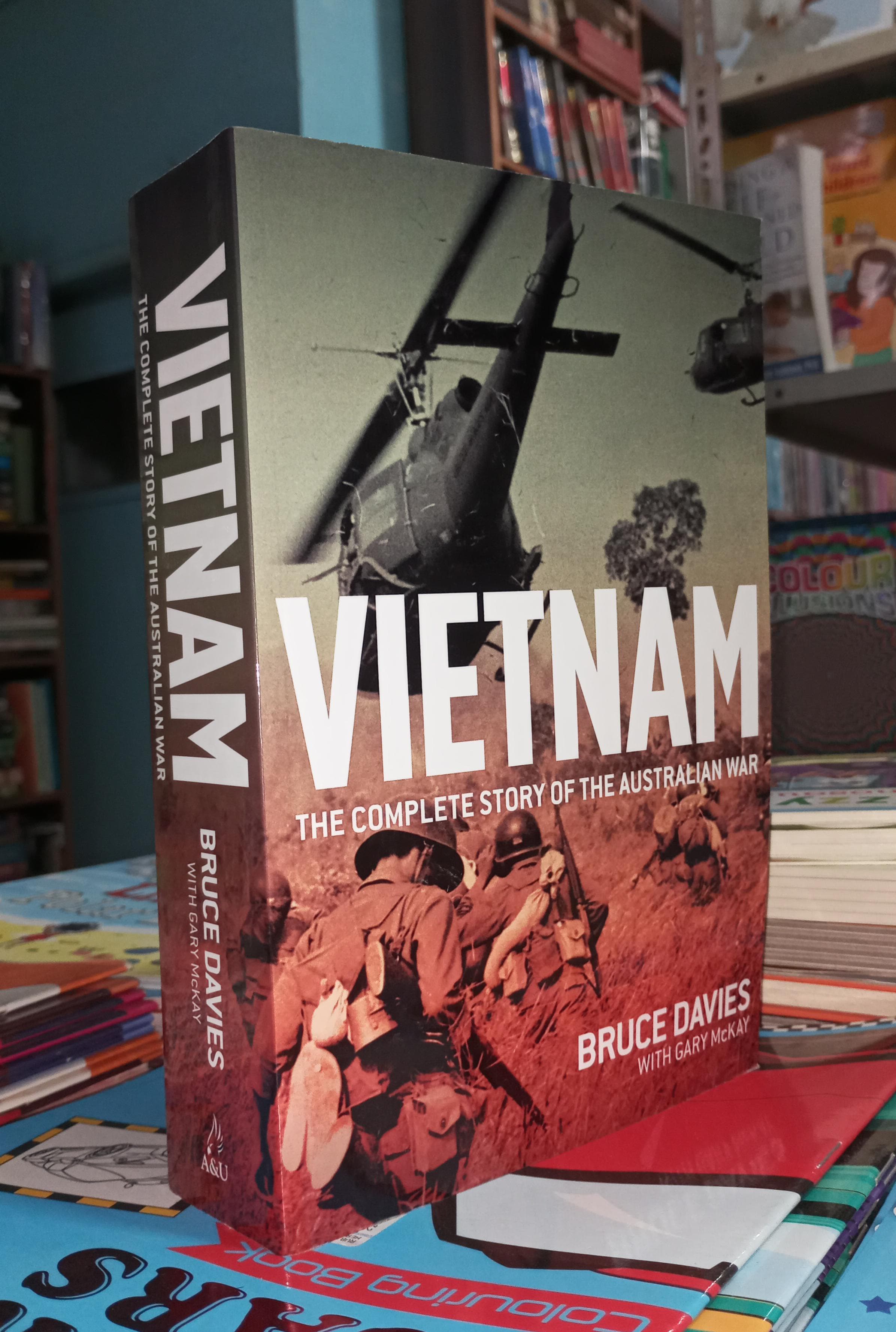 vietnam a complete story of the australian war