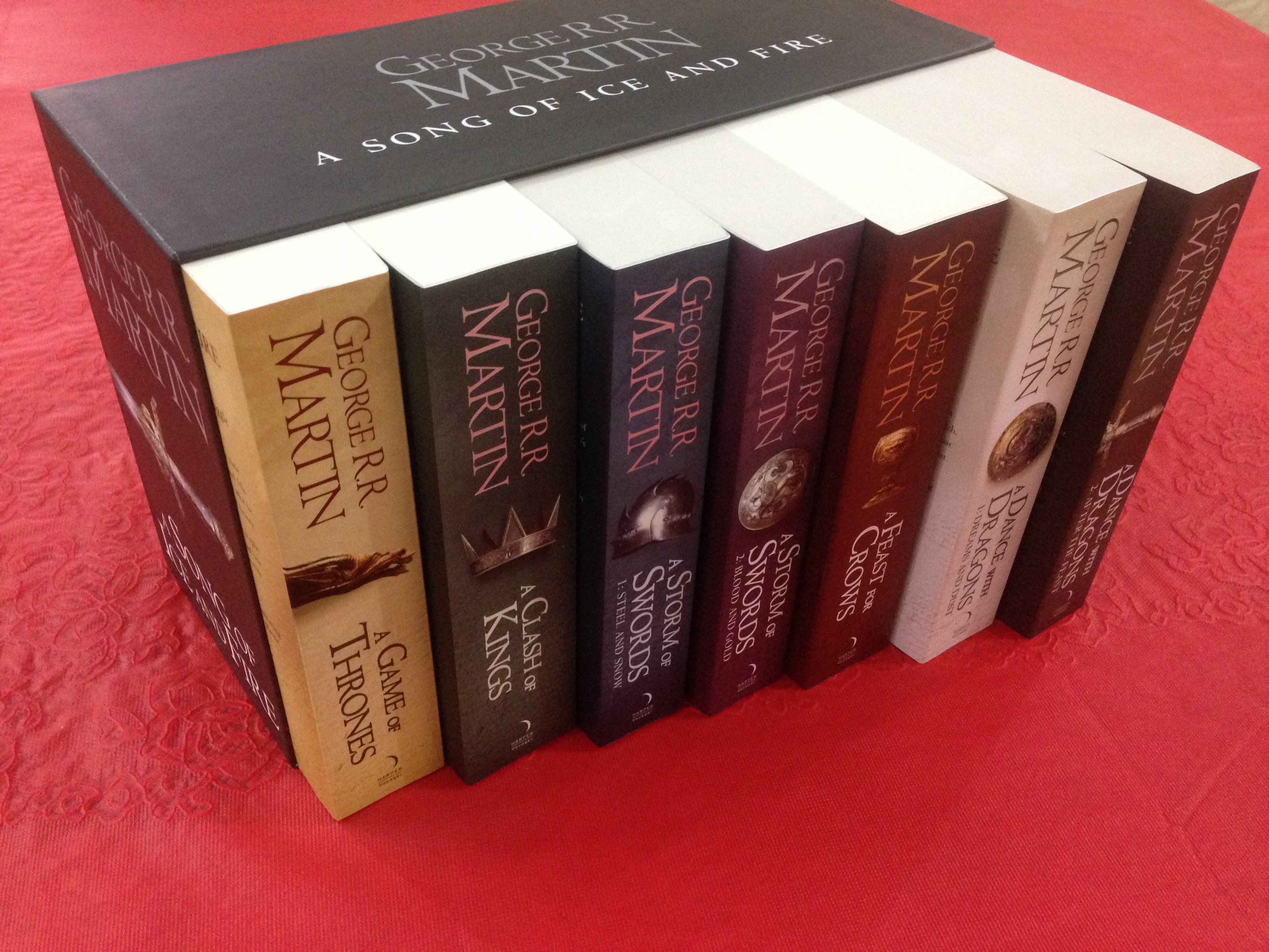 a song of ice and fire box set (7 vols)