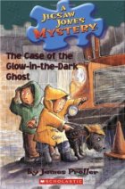 The case of the glow-in-the-dark ghost
